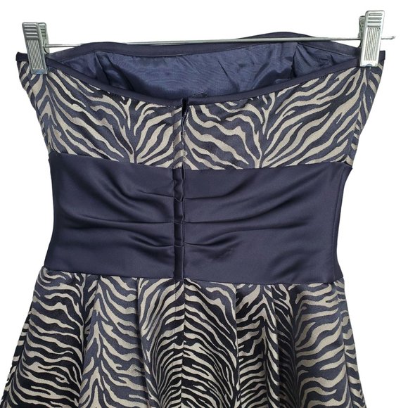 Jessica McClintock Sz 4 Dress Mini Zebra Stripe Fitted Strapless Navy Satin Trim - Picture 6 of 13